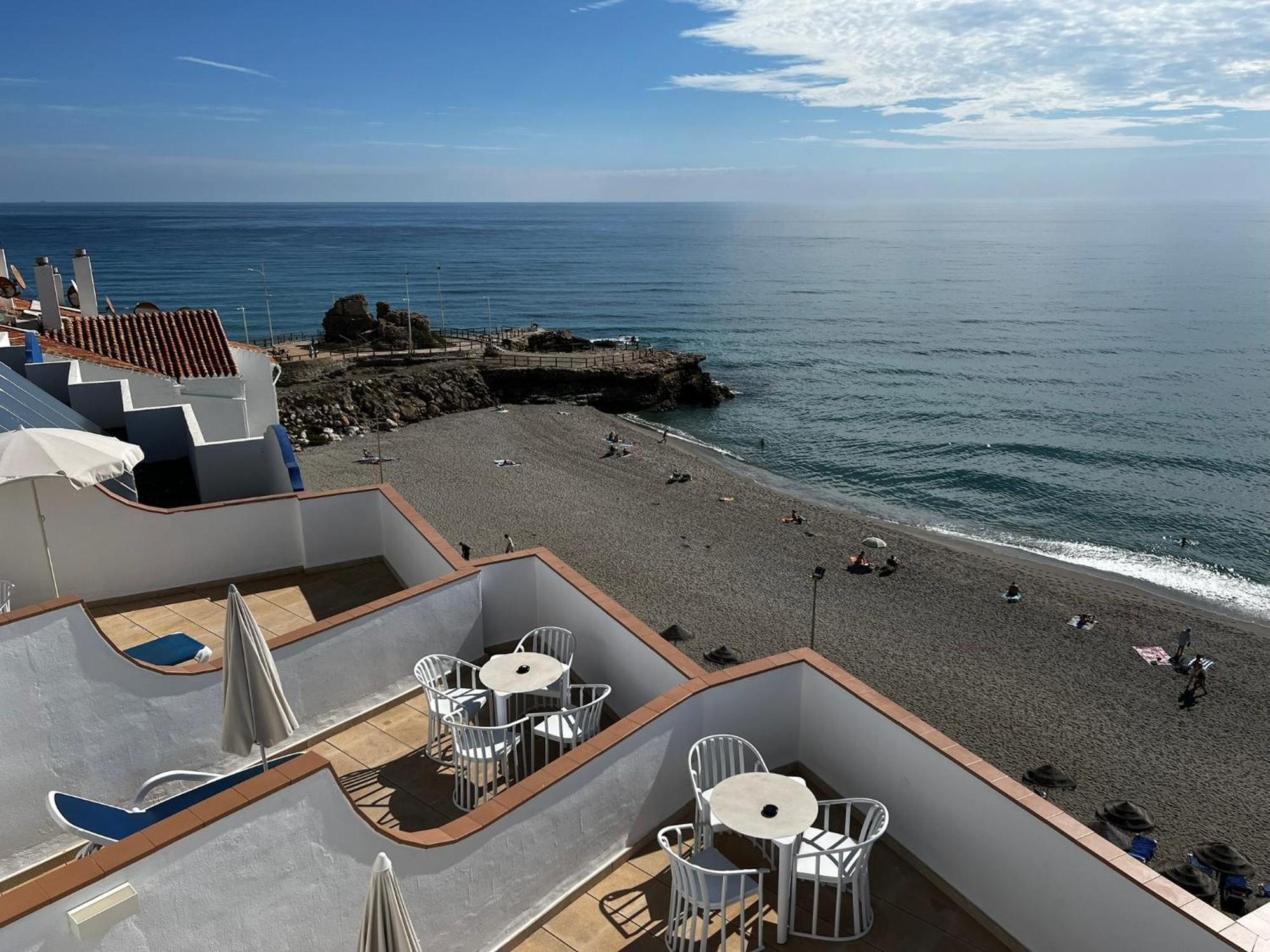 Perla Marina Hotel Nerja Exterior photo
