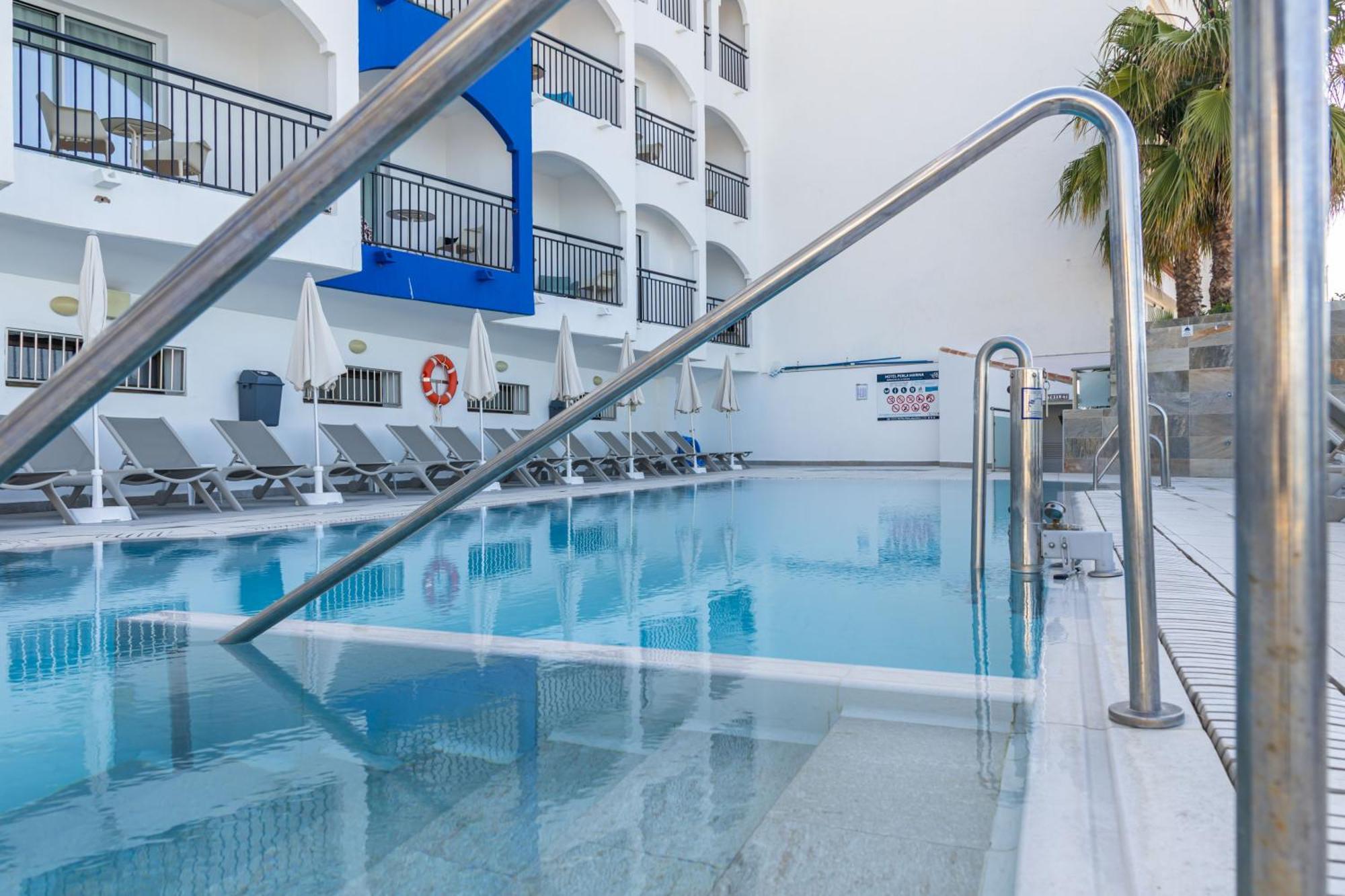 Perla Marina Hotel Nerja Exterior photo
