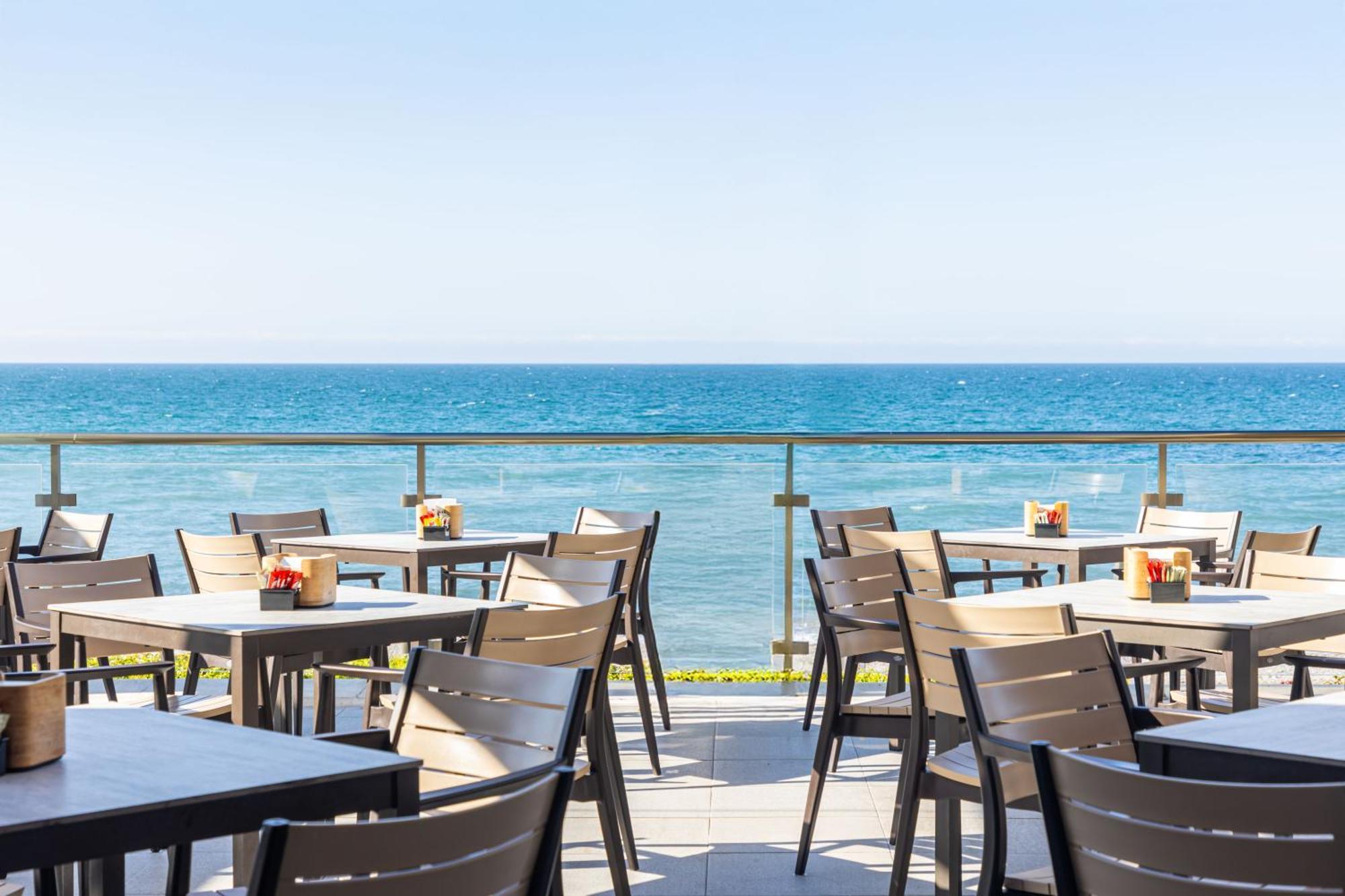 Perla Marina Hotel Nerja Exterior photo